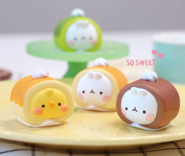 Molang Roll Cake Random Figure Box